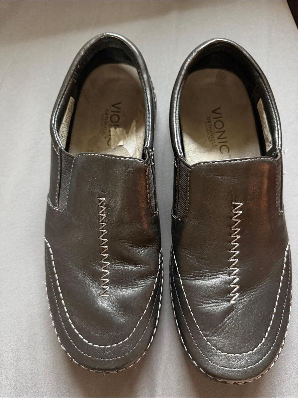 Vionic Women’s Addison Leather slip-on orthaheel size 8.5